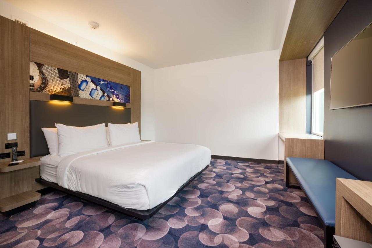 Готель Aloft Austin Airport Екстер'єр фото