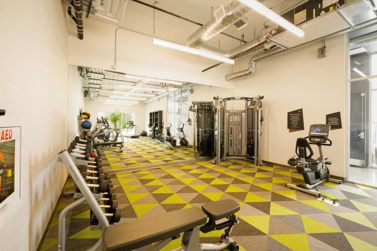 Готель Aloft Austin Airport Екстер'єр фото