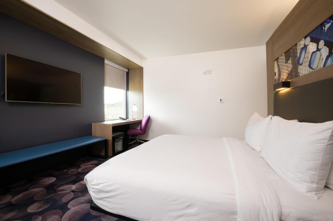 Готель Aloft Austin Airport Екстер'єр фото