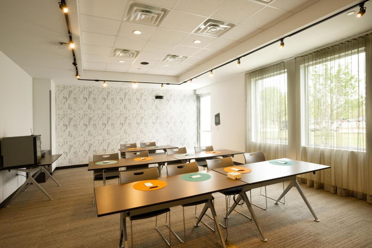 Готель Aloft Austin Airport Екстер'єр фото
