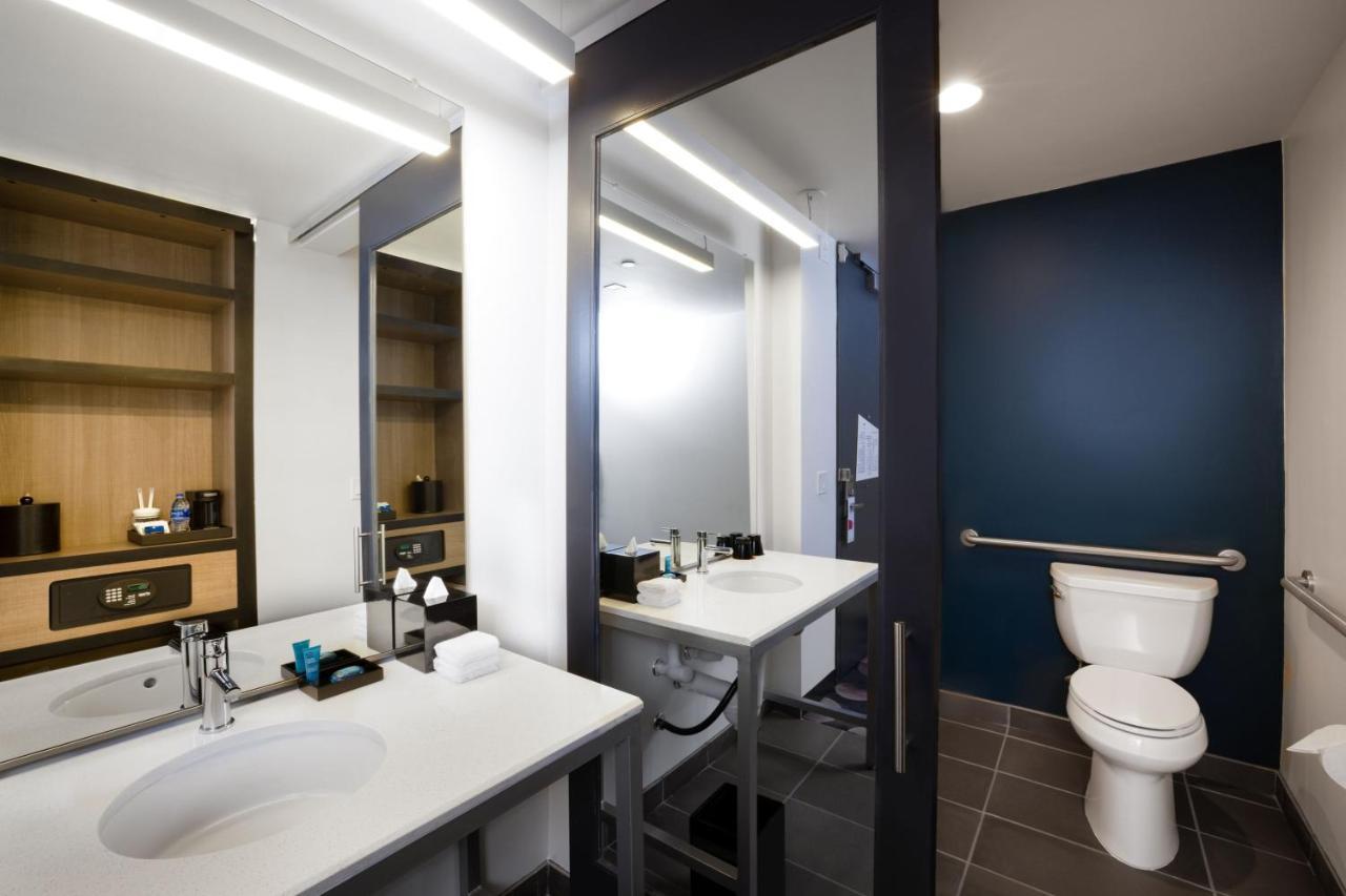 Готель Aloft Austin Airport Екстер'єр фото