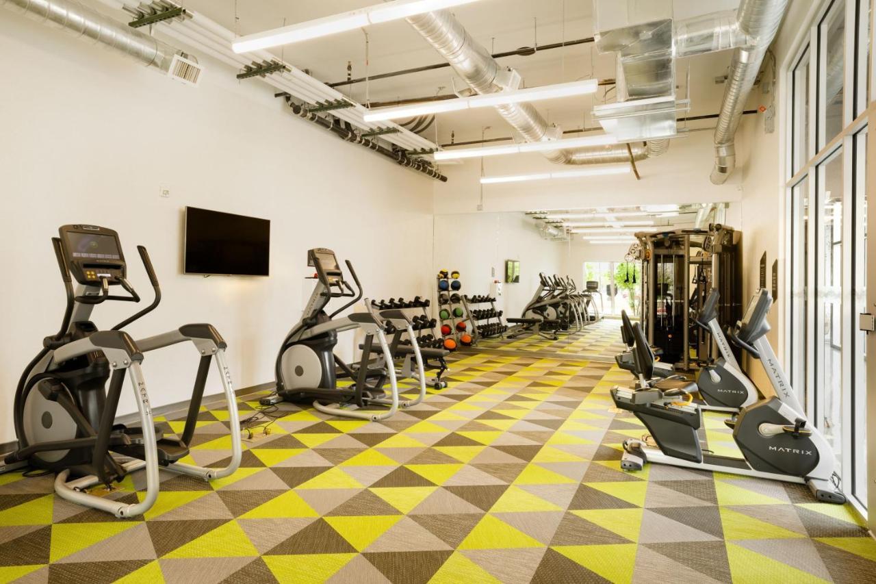 Готель Aloft Austin Airport Екстер'єр фото